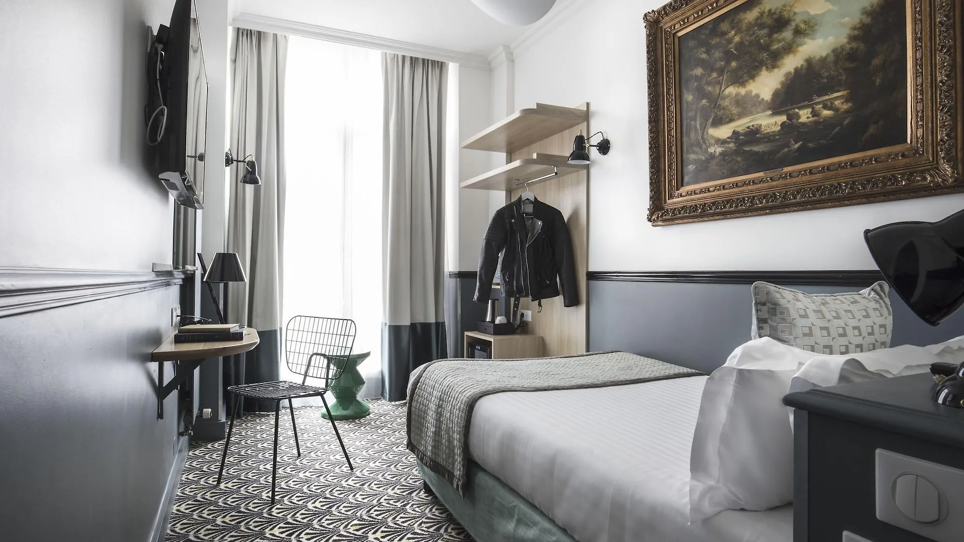 Malte - Astotel 4* Paryż