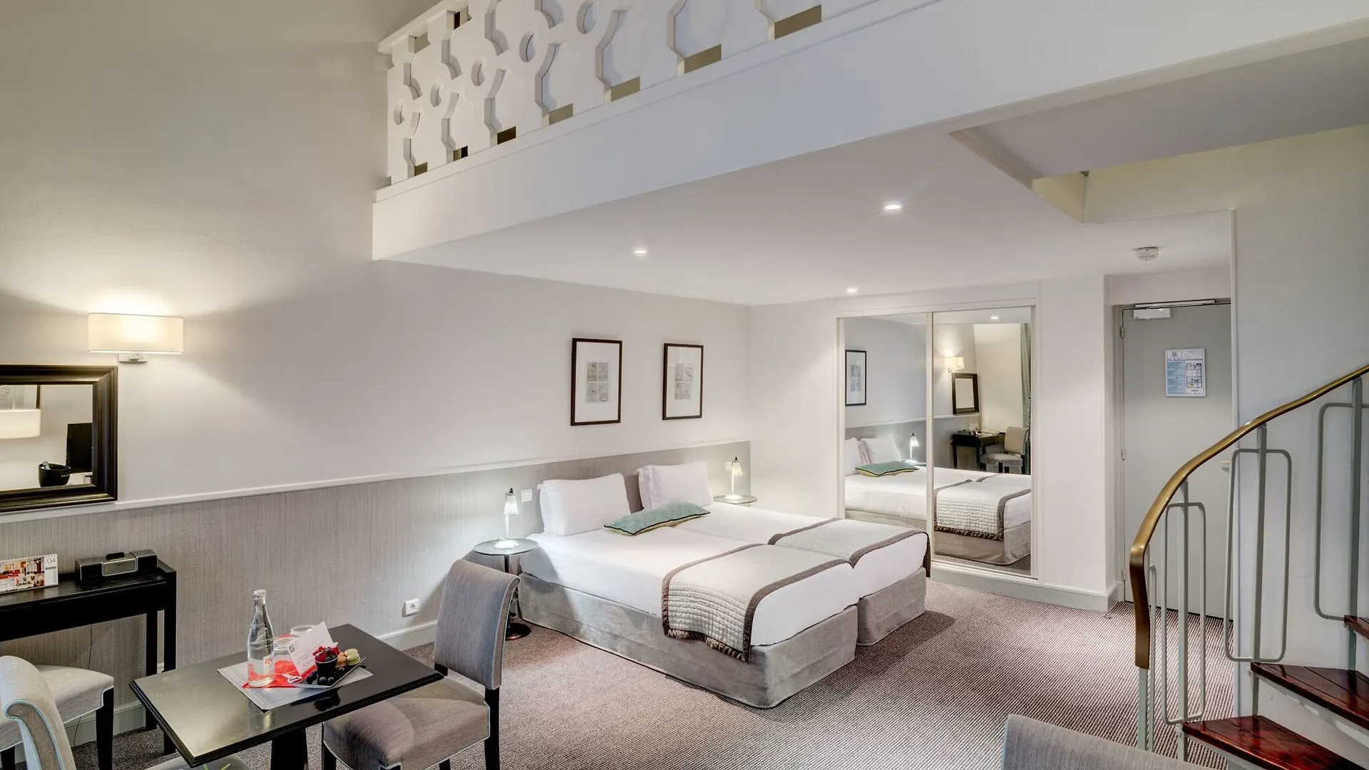 Malte - Astotel 4* Paris